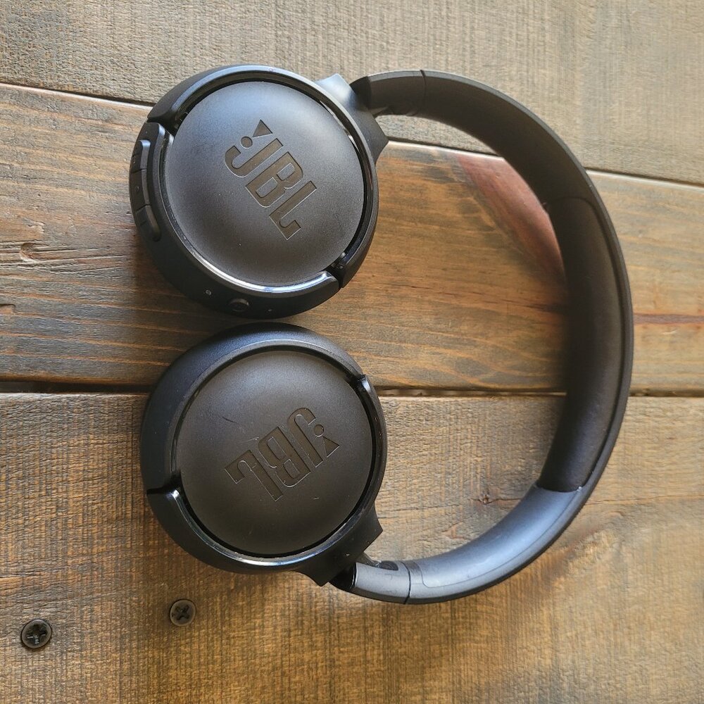 JBL Bluetooth Wireless On-Ear Headphones